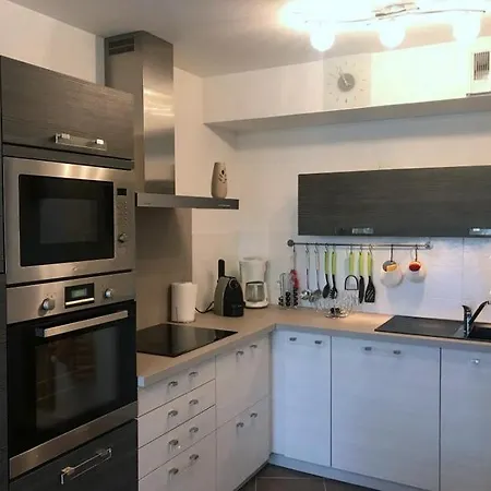 Adartza A1 - Moderne Proche Commerces Apartment *